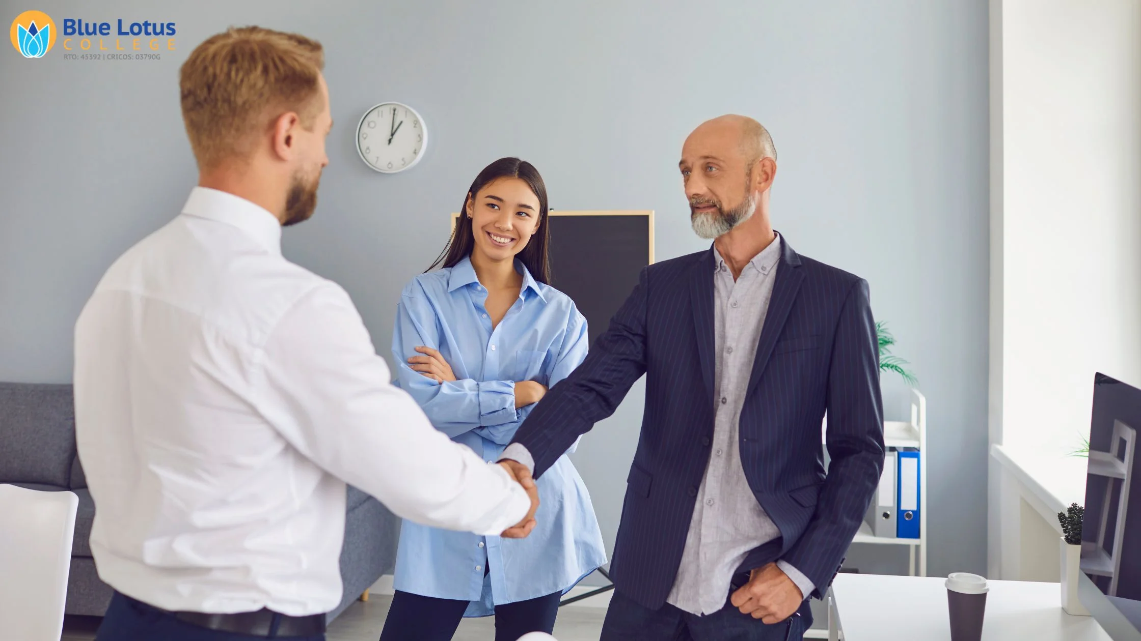 Exploring the Benefits of Study Business Management in Australia