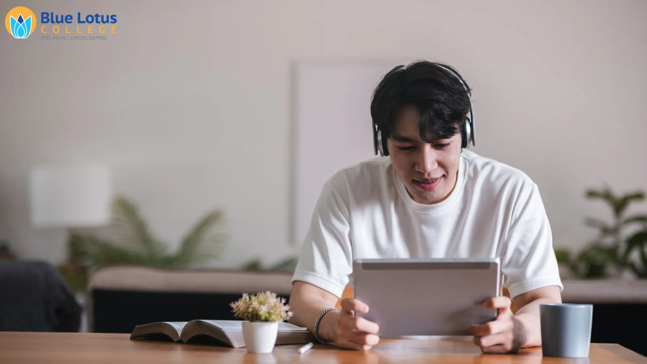 Top 10 Language Learning Apps for Students 2024: Duolingo, iTalki & More